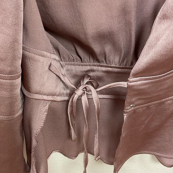 Express V-Neck Long Sleeve Wrap Top Light Mauve Small NWT - Picture 3 of 14